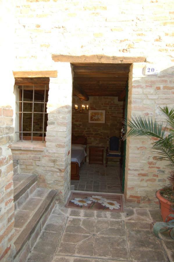 Il Poggio Villa Mombaroccio Exterior foto