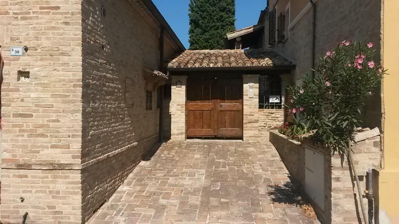 Il Poggio Villa Mombaroccio Exterior foto